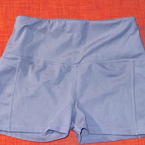 Shorts - Picture 1 of 4